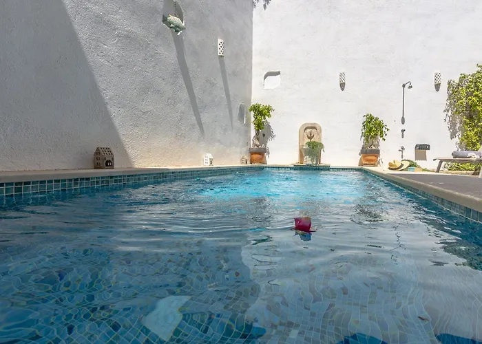 Dom wakacyjny Townhouse Albuqassim By Homevillas360