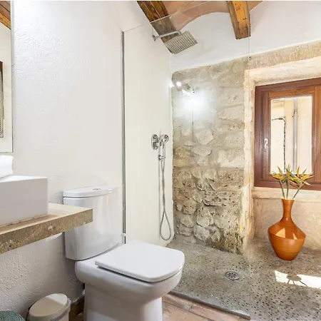 Townhouse Albuqassim By Homevillas360 * Pollença