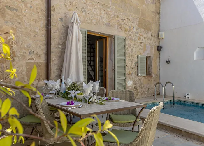 Сasa de vacaciones Townhouse Albuqassim By Homevillas360 *