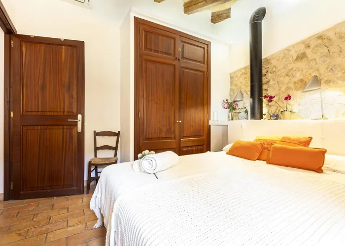 Townhouse Albuqassim By Homevillas360 * Pollença