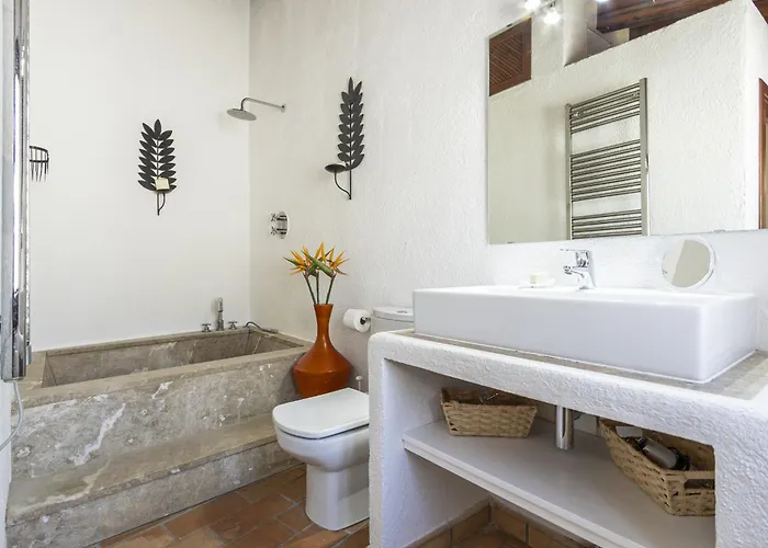 Townhouse Albuqassim By Homevillas360 *