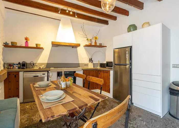 Сasa de vacaciones Townhouse Albuqassim By Homevillas360 *